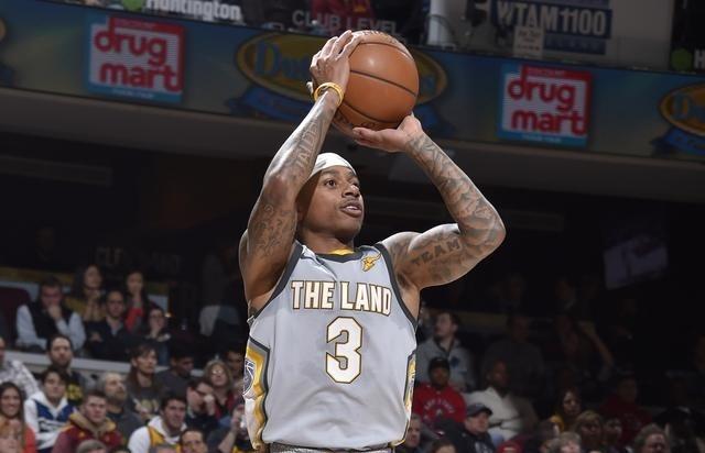 对任何足球 对任何足球