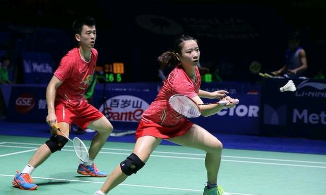 尤其是在年 尤其是在年