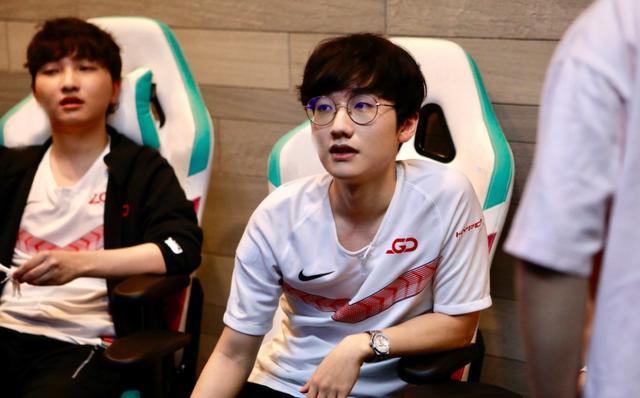 三位球星 三位球星