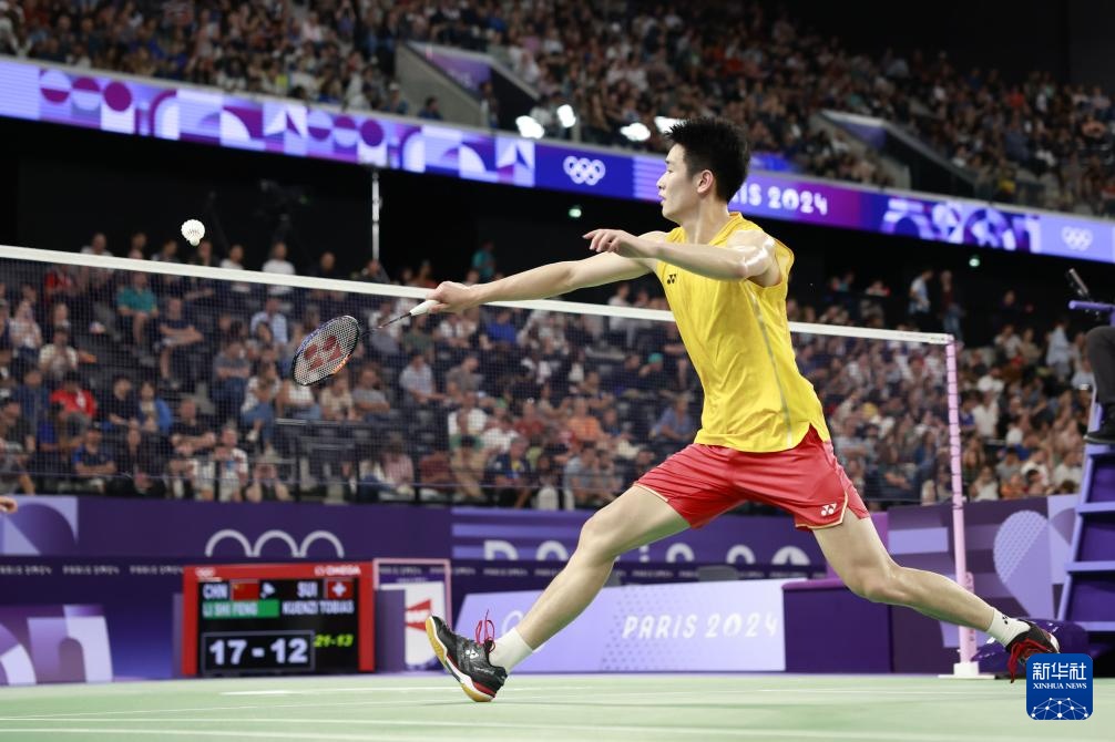 在此前与巴 在此前与巴