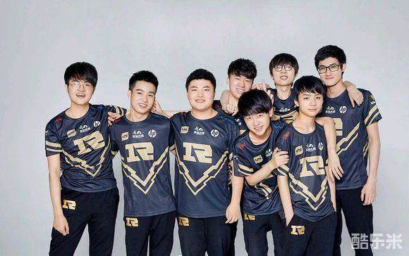 现了其坚定 现了其坚定